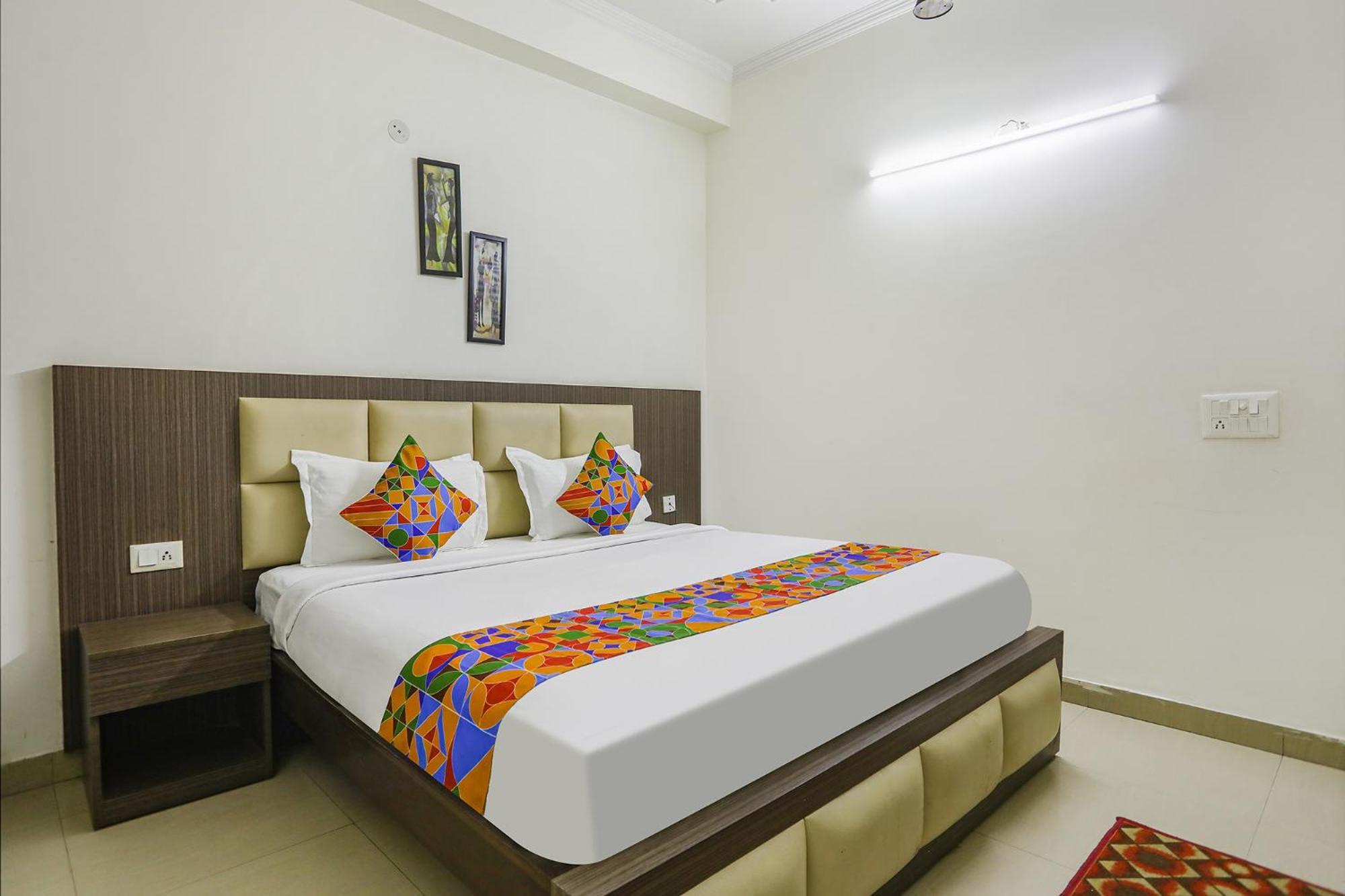 Fabhotel Corporate Stay Noida Kültér fotó