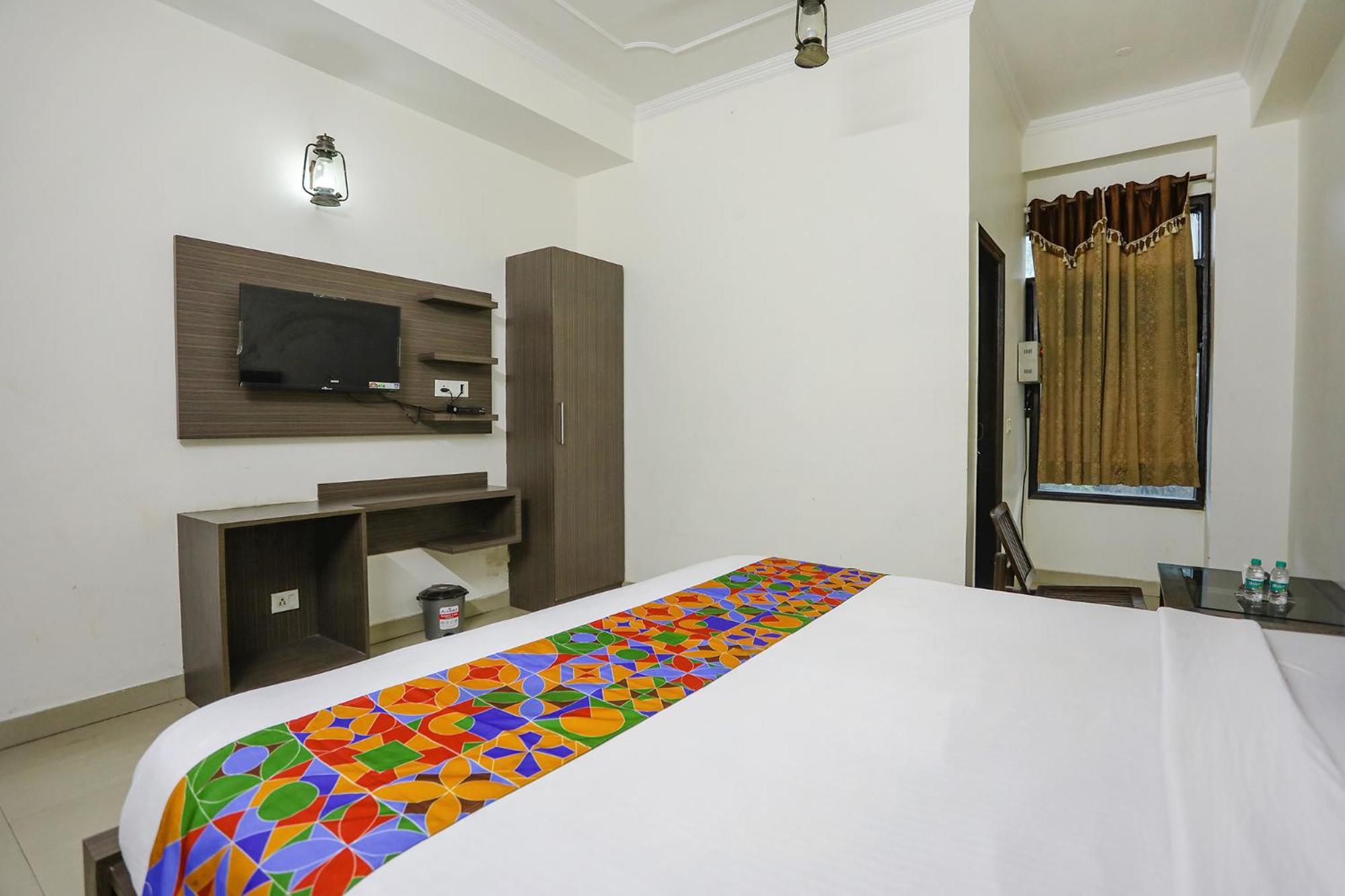 Fabhotel Corporate Stay Noida Kültér fotó