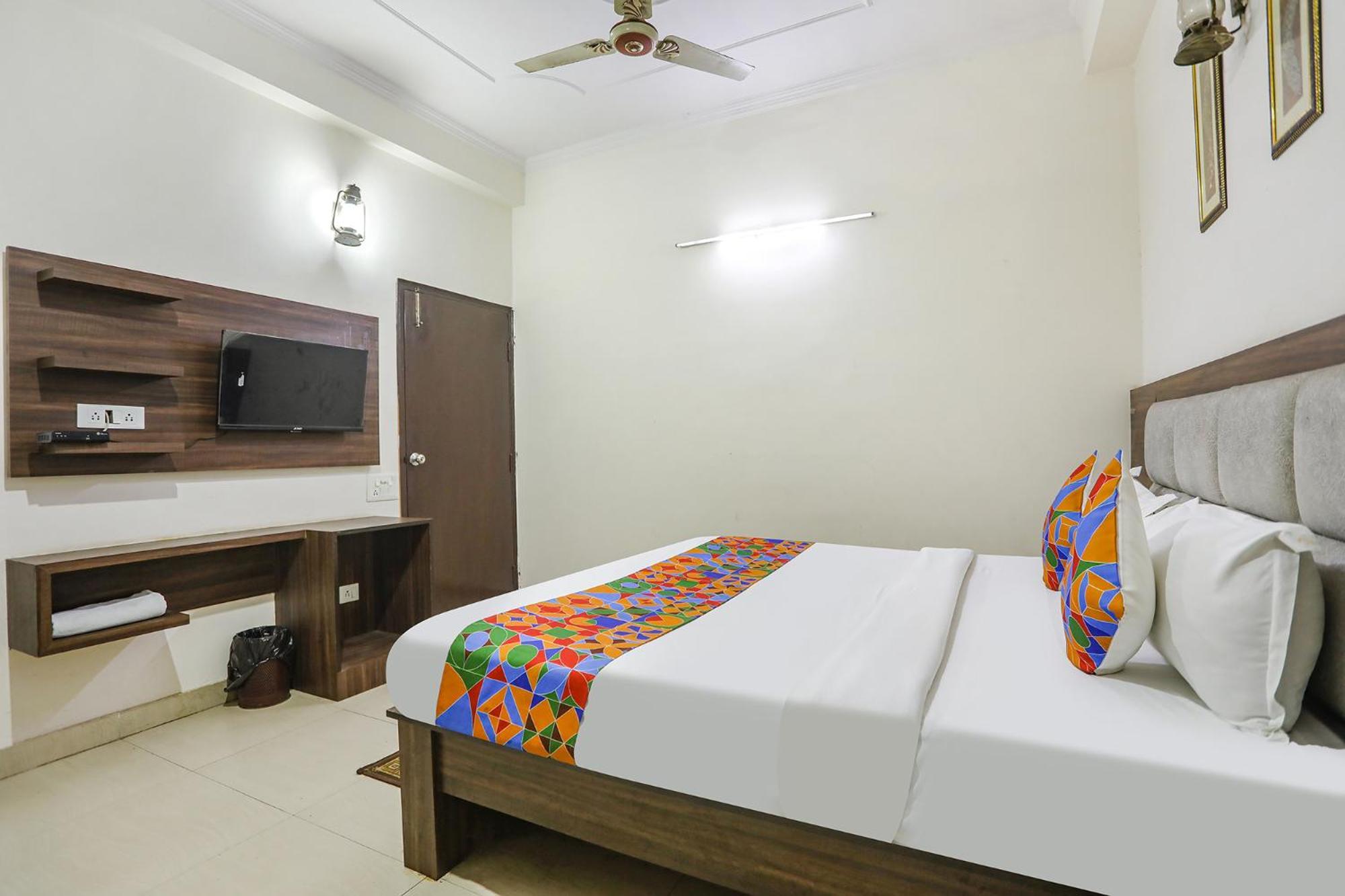 Fabhotel Corporate Stay Noida Kültér fotó